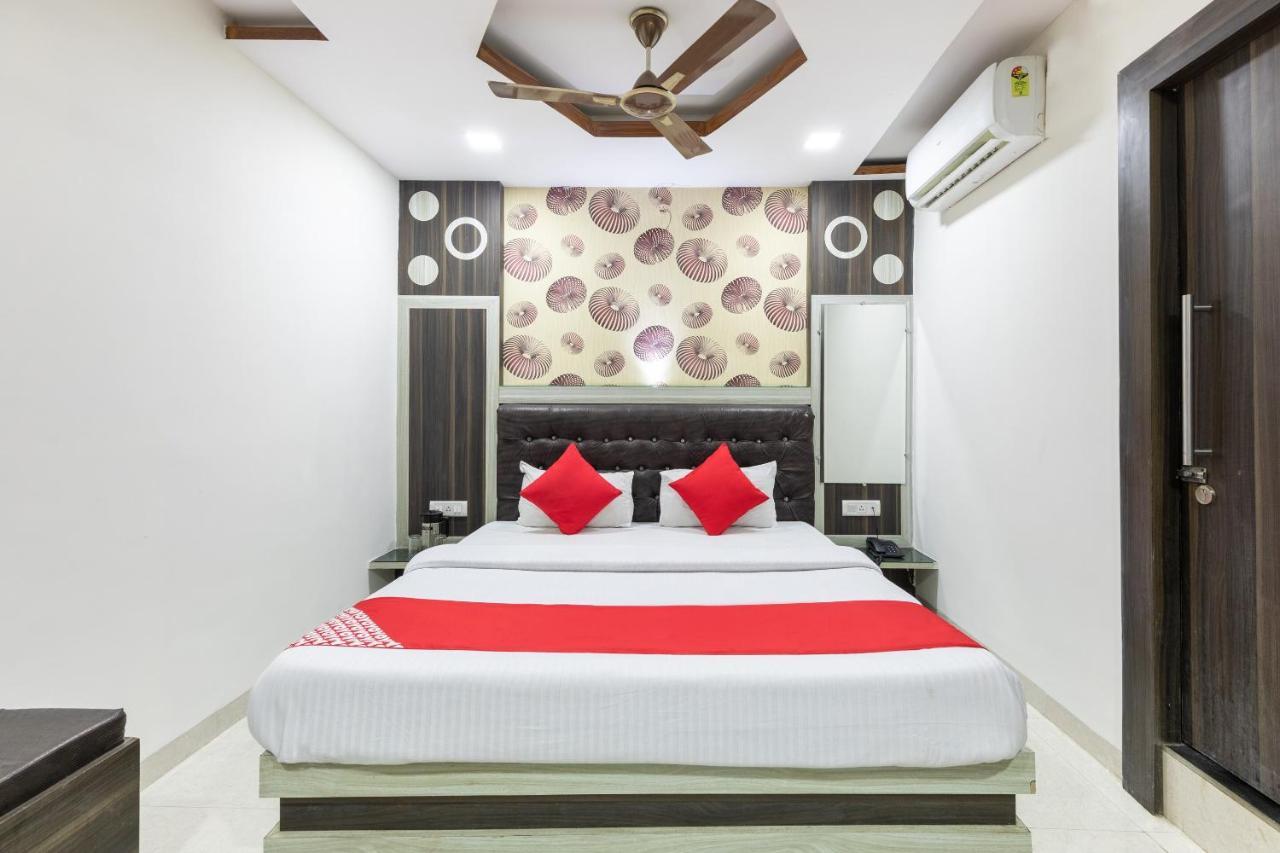 โอโย 45301 โฮเต็ล โอม พาเลซ Hotel Sagar  ภายนอก รูปภาพ