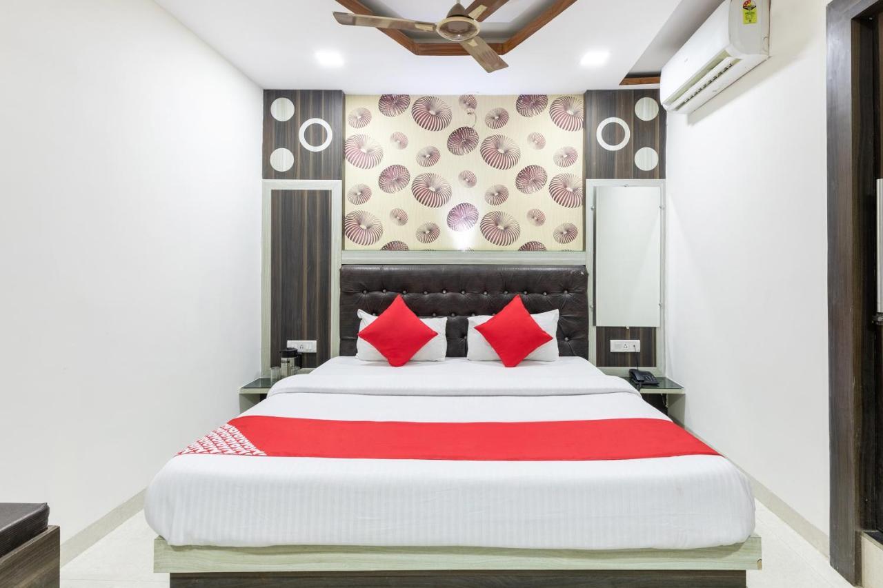 โอโย 45301 โฮเต็ล โอม พาเลซ Hotel Sagar  ภายนอก รูปภาพ